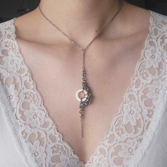 Whimsical gothic witch moon crescent silver & mother-of-pearl chainmail necklace - Picture 1 of 6